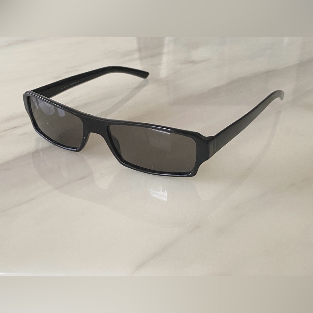 Vintage Gucci Rectangular Frame Sunglasses Model … - image 1